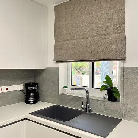 Apartment Silver *